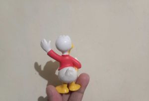 Donald Duck Figurine