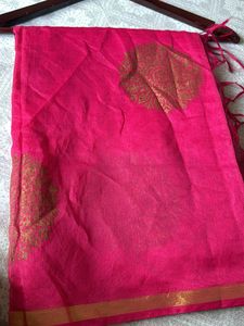 Rani Dupatta With Gold Foil Print And Tassels