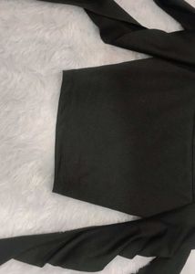 Black Tie Crop Top
