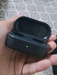 One Plus Nord 2R Earbuds (Case)