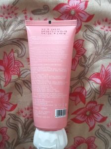 Dot &amp; Key  Watermelon Face Wash