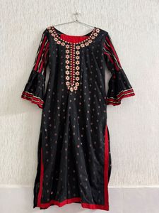Elegant Black &amp; Red Kurti with pant