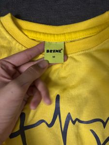 Yellow Graphic Print Sweatshirt