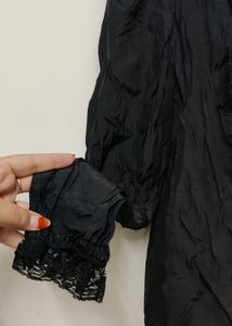 🆕 Jet Back Chic Top