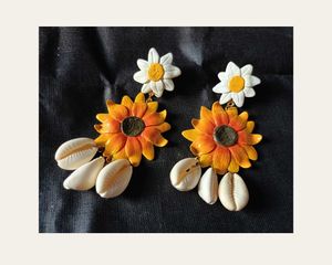 Gorgeous sunflower earrings