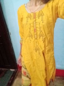Kurti Set