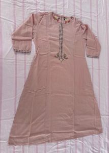 Elegant Embroidered Kurta&Pant Set