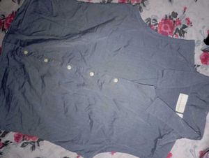Black Sleeveless Shirt