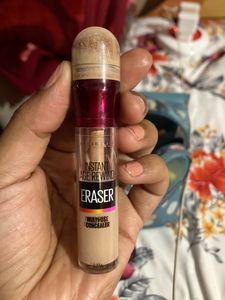 Instant Age Rewind Concealer