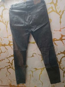 Distressed Gray Wash Jeans