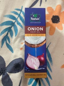 Parachute Onion Hair Oil