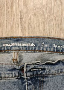 Sc2213 Amazon Essential Jeans Size 38