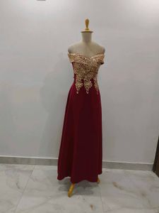 Elegant Off-Shoulder Evening Gown