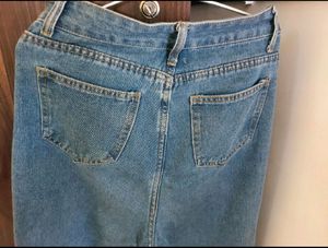 Urbanic Mom Jeans