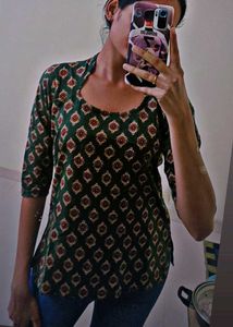 Green & Red Print Tunic Top