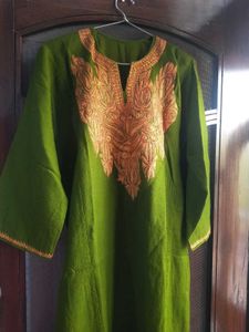 Tilla Embroidered Kashmiri Phiran