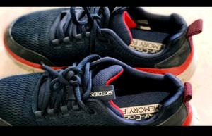 Skechers glide step slip ons