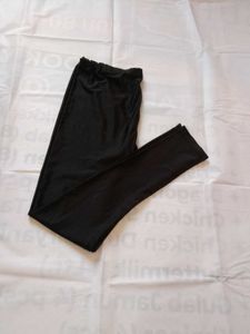Kurti Legins Set