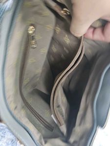 Baggit Grey Strutured Handheld Bag