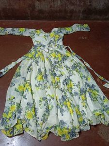3/4 Sleeves Gown