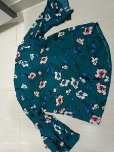 Floral Green Bell Sleeve Top