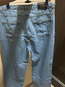 New Condition  Ripped Jeans Women
