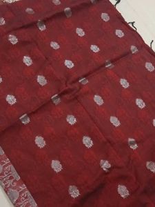 Elegant Maroon Saree With Blouse Piece