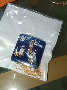Chain With Pandent and Earings