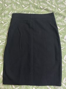 Causal Black Skirt