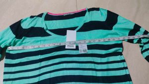 ✅🆕 BRAND NEW Striped V-Neck Knit Top🆕✅