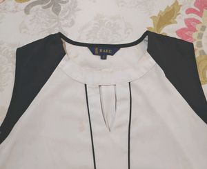 Contrast Elegance Top