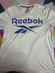 Reebok Black T-Shirt and white T-shirt combo