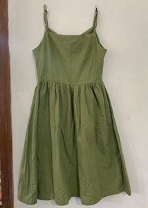 Green Sleeveless Dress