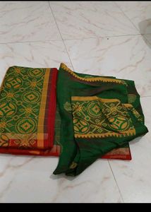 Set Of 4 Sarees Fancy With Blouses