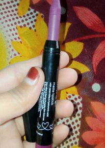 Plum Twist And Go Matre Lipstick💄