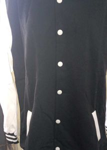 Size L  Varsity Jacket - Stylish &amp; Trendy