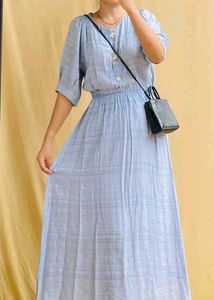BEAUTIFUL DRESS