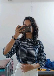 Gingham Tie-Up Crop Top