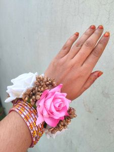 Floral Bangle Bracelet