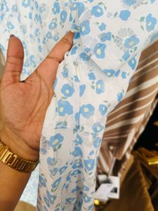 Brand new Floral Print Midi Dress