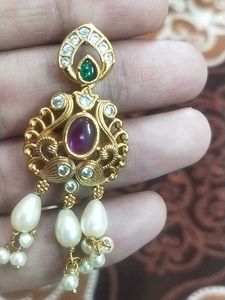 Beautiful Pearl And Kundan Earrings