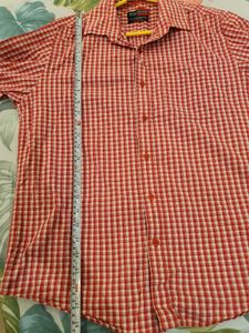 ❤️ Peter England Red Checkered Button-Down ❤️