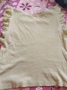 Ruffle Sleeve Ribbed Top