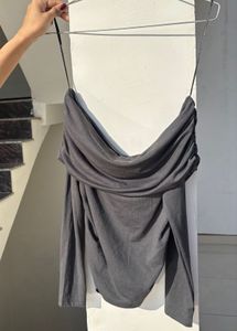 H&M off shoulder top(xs)