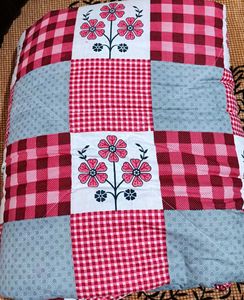 Beautiful Red Grey' AC' Comforter❤️🩶