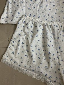 h&amp;m lace nightsuit set(L)