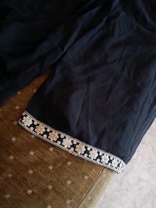 Naira Cut With Diamond Work