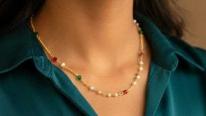 Elegant Gold-tone Beaded Necklace