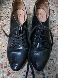 Black Formal Heeled Boots