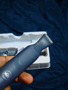 Veet Expert All In One Trimmer Like New Condition